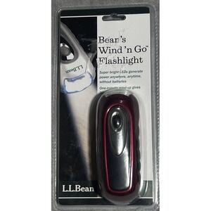L.L.Bean Bear's Wind 'n Go Flashlight Hand Crank LED No Batteries Required NOS